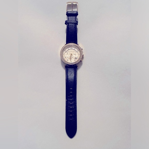 Authentic Michael Kors Navy Blue/Gold Crystal Women’s Watch - Picture 1 of 4